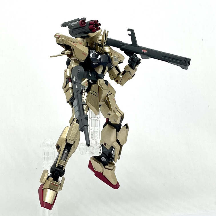 MSR-100S 量産型百式改B-CLUB第22号に掲載、その後、MS大全でZ-MSVへカテゴライズ。百式改の量産仕様。素の百式と百式改のちょうど間のようなデザインのMSですね。ガンプラはMG版がありますが、HG版はなし。2022年2月ごろにHGUCリバイブ百式のリデコキットである、ルナゲイザーガンダムをベースに自作しました。HGUC 量産型百式改 風https://gumpla.jp/hg/946307