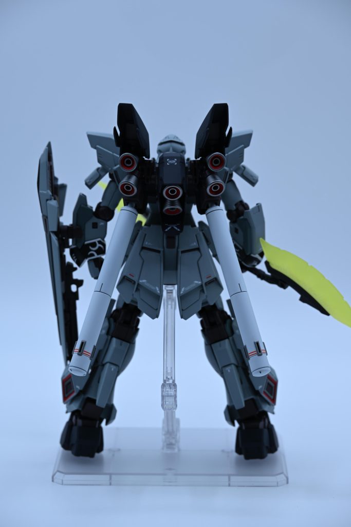 初めてのミラーレスで使い方がわからないのですがボケ感と写りはスマホとは全然違いました！次は照明を考えて撮影したいと思います！