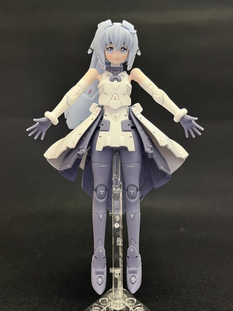 スカートが二重構造ってところがいいですね。