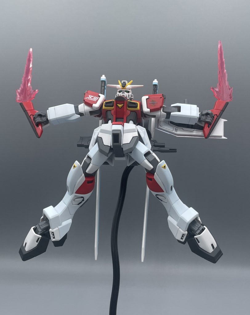 フラッシュエッジビームブーメラン　機体背面に装備されたビームブーメラン。ジャスティスの両肩に装備されたブーメランの改良品です。　SEED世界では、ブーメランが非常に有用な兵器として扱われますよね。　