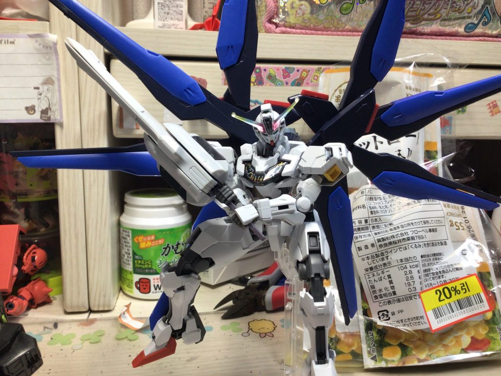 ※ネタ投稿キャリバーンにストライクフリーダムガンダムのバックパックをつけました！