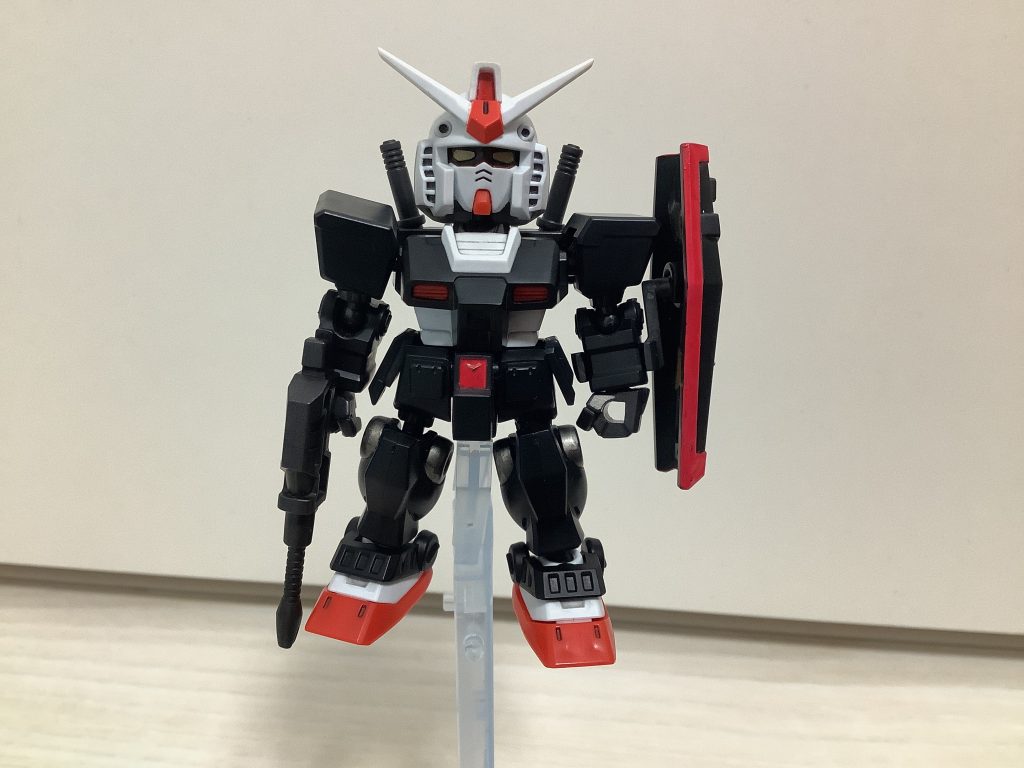 全体こんな感じゲート処理、スミ入れ、マーカー塗装で仕上げましたシールは貼っていません、白い部分はわざと塗ってません。