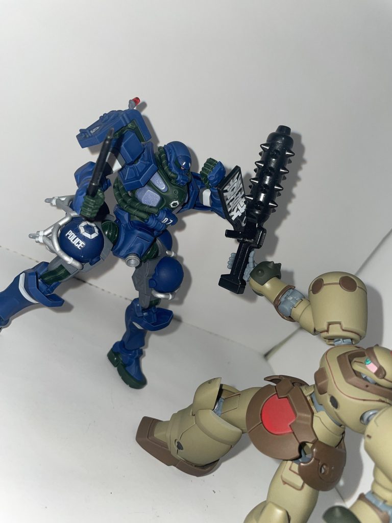 ザクマシンガン【軍警用】しゃがみ込み初登場シーン片手撃ちデスアーミーと戦わせてみた