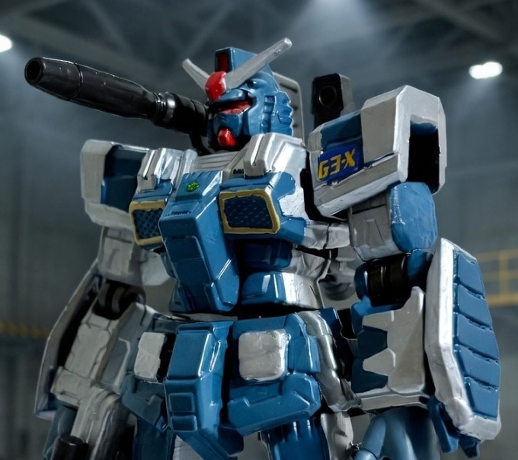 肩の360mmロケット砲はフルアーマーガンダムの頃からの装備だが、G3-Xにも引き続き装備されている。