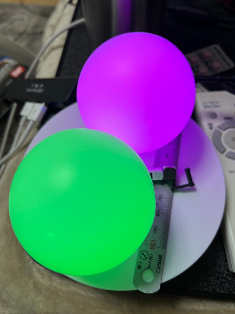 作品名：雑記　またクダラナイ物を…他<p>・無駄遣い通院がてら(止めなさいよ…)100均：ダイソーで時間つぶし。電気コーナーでまた見つける(写真)チェンジカラーボール(LEDライト)type-c充電式で端子にシリコンカバーついて完全球体。表面の目立たない柔らかな [&hellip;]</p>
