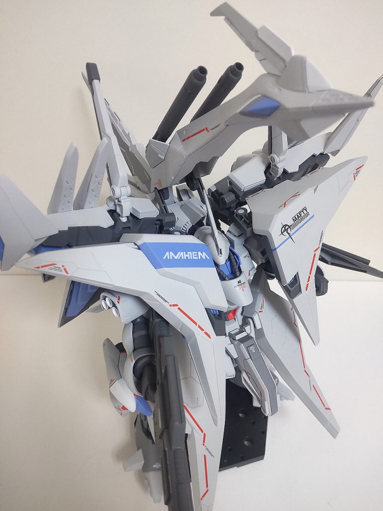 HGUCサザビー　＋　ミノフスキー・フライト・ユニット　ミキシング–4枚目/制作者：nisetora2001