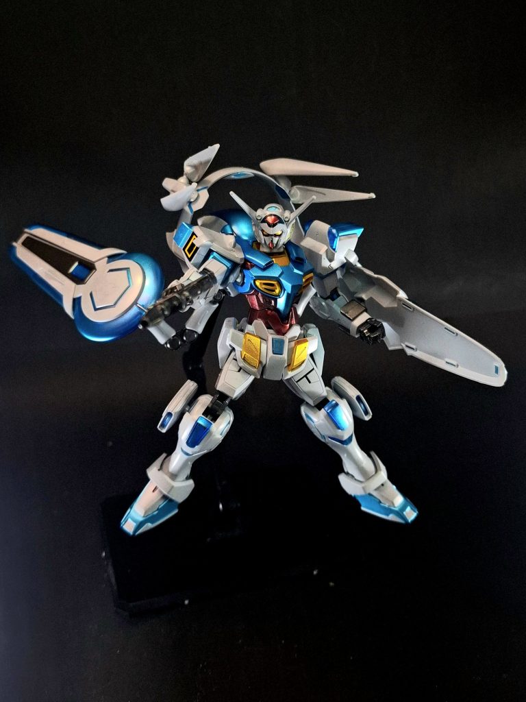 トラフィック・フィン (トラック・フィン)パーフェクトパック左右上部に2基装備されている遠隔操作端末。トリッキーパックの技術が応用されている。トラクター・ビームトラフィック・フィンから放つ拘束ビーム。照射している限り対象の動きを完全に止める。