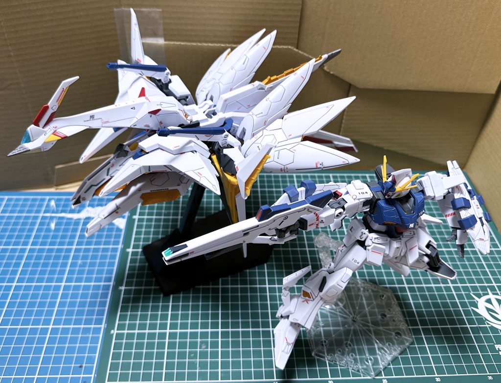 まずは分離状態FixedFlightUnitとオデュッセウスガンダムシールド邪魔やなぁ