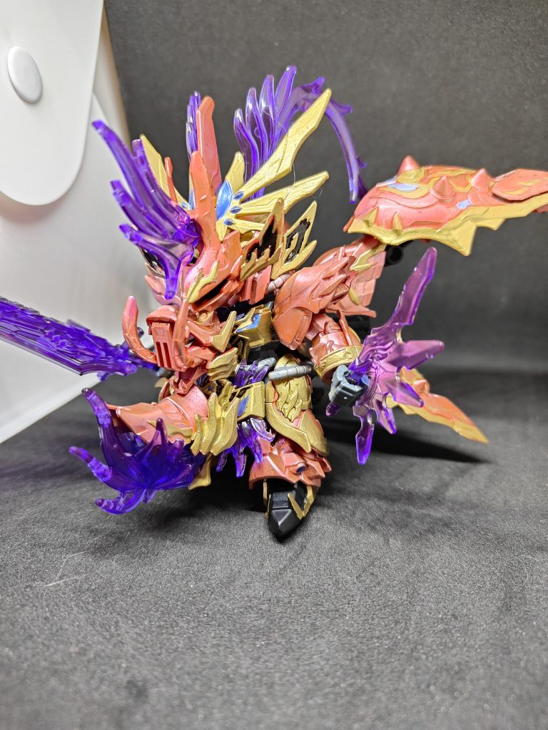 これを作りたくて買ってしまったまである。メタレッドは思ったよりもピンク感が強い？それとも塗り方の問題？