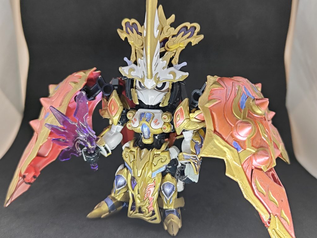 貂蝉クシャトリヤシールは目のみ使用し後はガンダムマーカー塗装。ナイチンゲール使用のパーツは呂布と同じようにメタレッド塗装