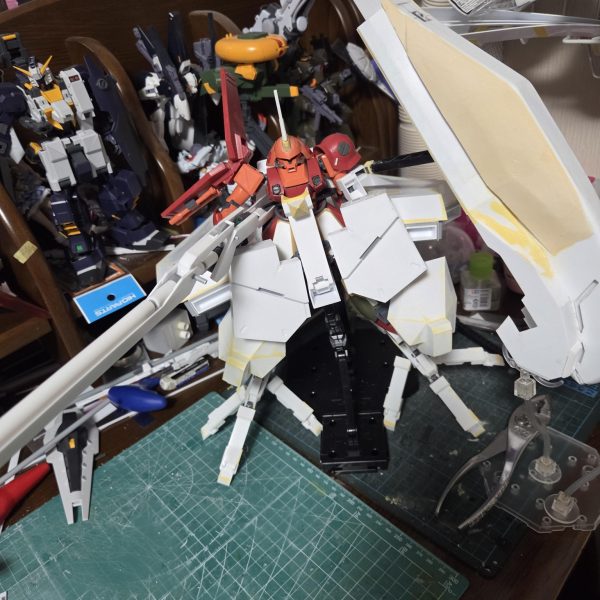 他にダンディライアン作られてる方の投稿を見て触発されて久しぶりの投稿です相変わらず作っては作り直しての繰り返しで進みは遅いけど徐々に進んでいます（4枚目）