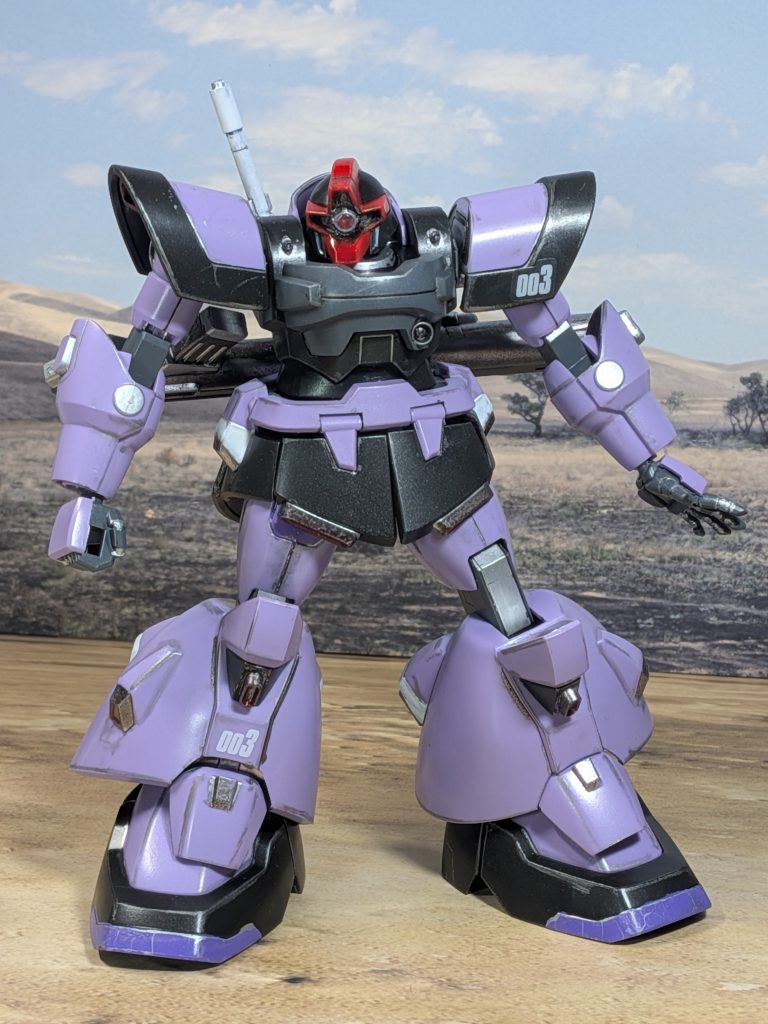 こちら平成のドムのドムトルーパーぶっちゃけ細いです細い体型がゴツい鎧を着た感じでしょうかなので、かなりスタイリッシュに見えますこちらは、ヒルダ機に設定してます