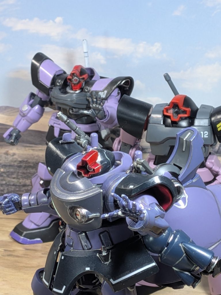 「よ〜し、お前らジェットストリームアタックを仕掛けるぞ❗️」「ちょっと待った❗️何であんたが号令をかけてんだい❓️」「はは〜ん、俺達の凄さを知らねえな」