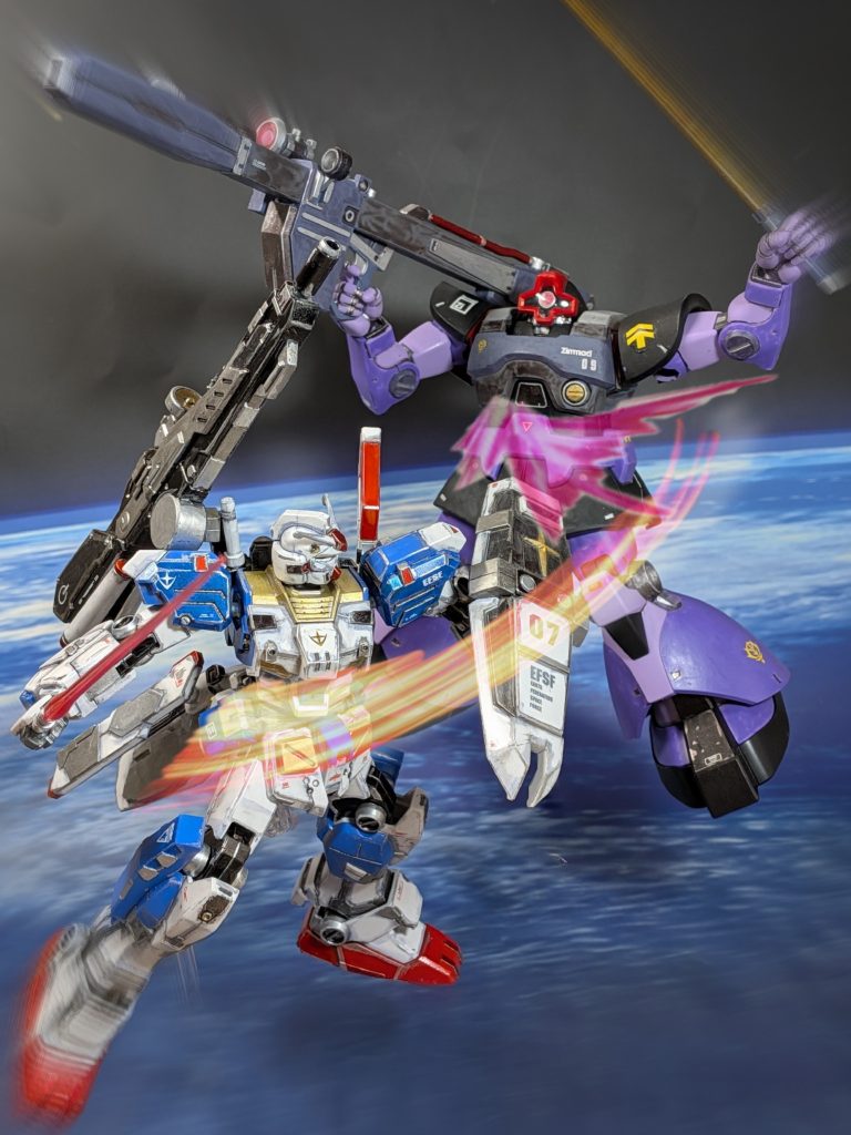 そして、ビームサーベルによる一閃❗️動線を意識しながらポージングしました何気に斬ってるガンダムより、斬られたリック・ドムのポージングの方が難しかったりする(gundam-kao1)