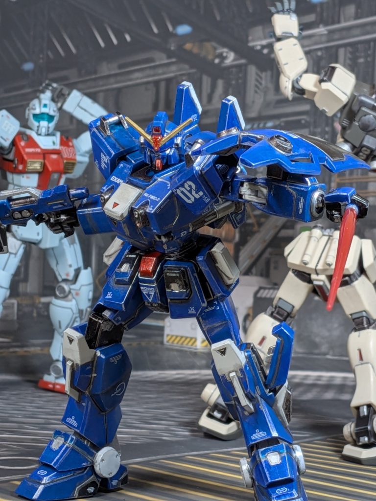 アピールショット２枚目の加工なしバージョン放射線状のぼかしを入れて、斬撃と爆発と眼光のエフェクトを貼り付けましたビームサーベルのラックが開きっぱなのが、地味な拘りポイントw