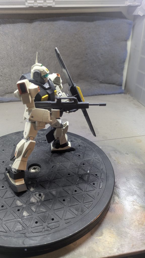 ジムライフルを構えて