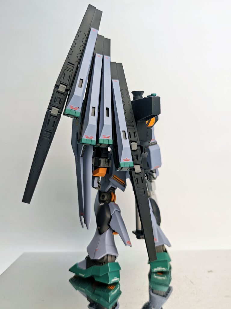 量産型νガンダム–7枚目/制作者：るりり