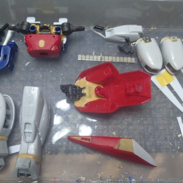 脚の延長作業は上手く行ったかな？前回作業からかなり間が空いてしまった。FF14遊んでたら1月どころか2月終わってて恐怖を感じる。（2枚目）