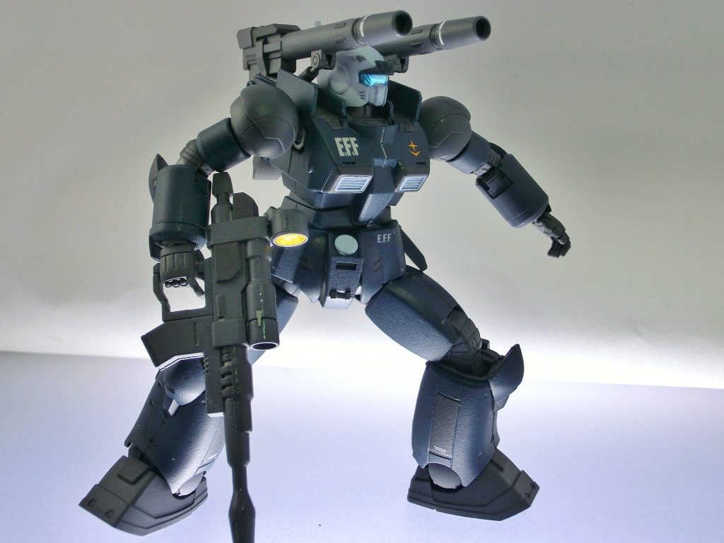 使用塗料はいつもお馴染みファレホメインカラーが意外に思った通りの色が出来ず難しかったですコートは艶消し系で2種混合で使用しました