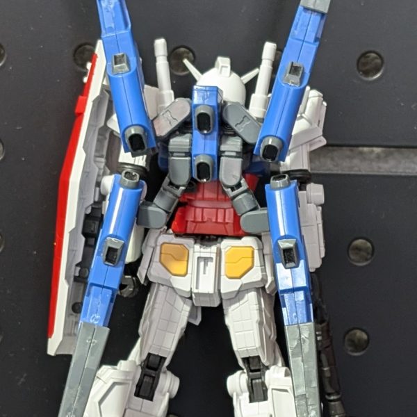 令和のフォーエバーガンダムです。おまけで高機動ユニット+万博アーマーで高機動型FAガンダム的なこともできます。（3枚目）