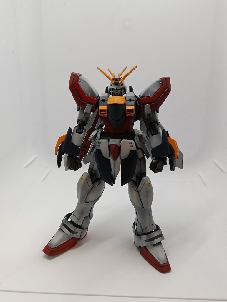 まずは正面から。今回はグラデーション部分も弟が塗装しました。因みに、レッド、ホワイト部分がグラデーション塗装です。