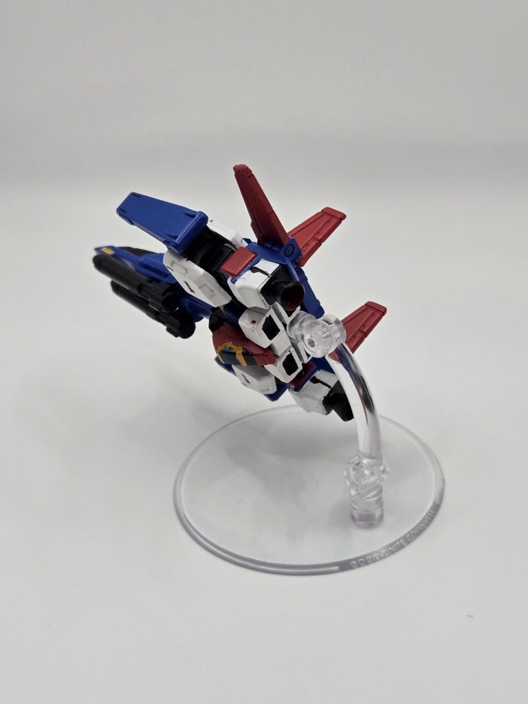 手首はブースターに差し替えで再現できるようになっていました。