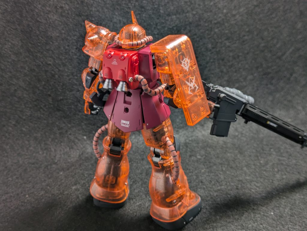 HG シャア専用ザクII 劇場限定 リミテッドクリアVer.–4枚目/制作者：眞希