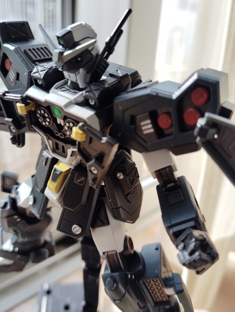 男心をくすぐる重装備–3枚目/制作者：ひで