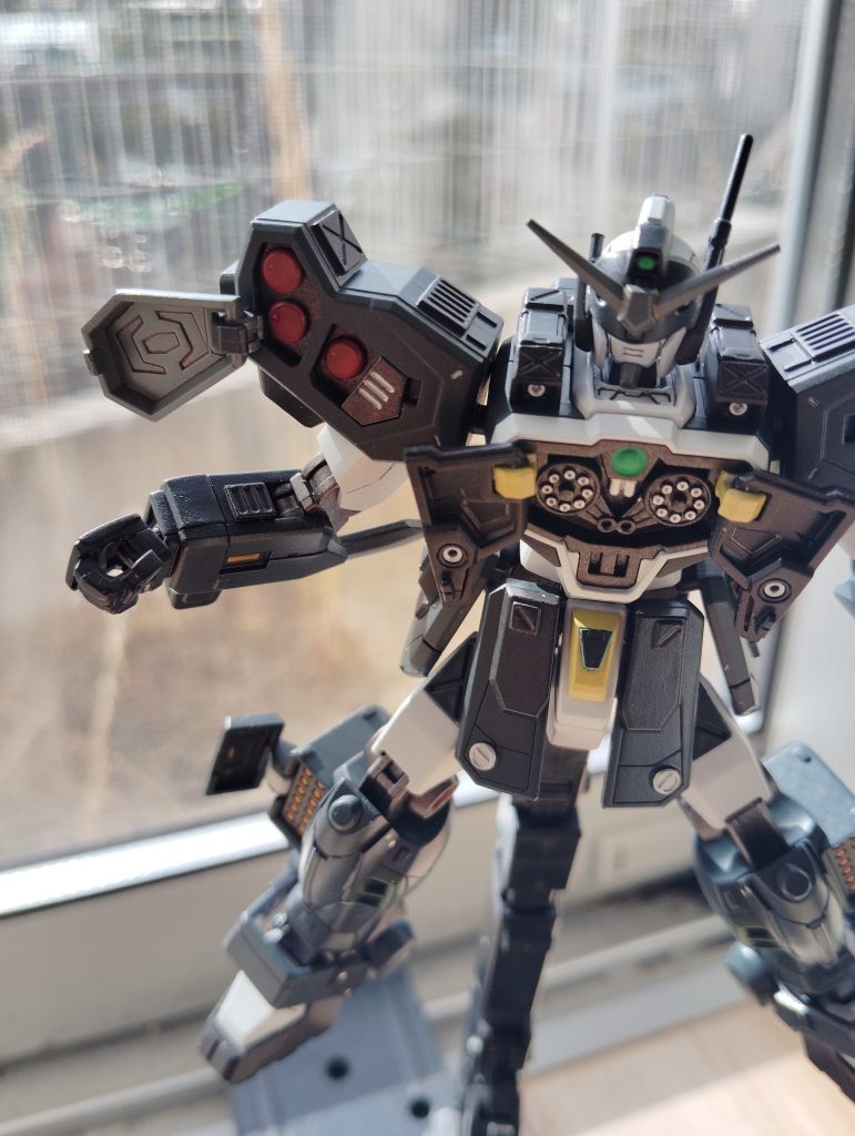 男心をくすぐる重装備–4枚目/制作者：ひで