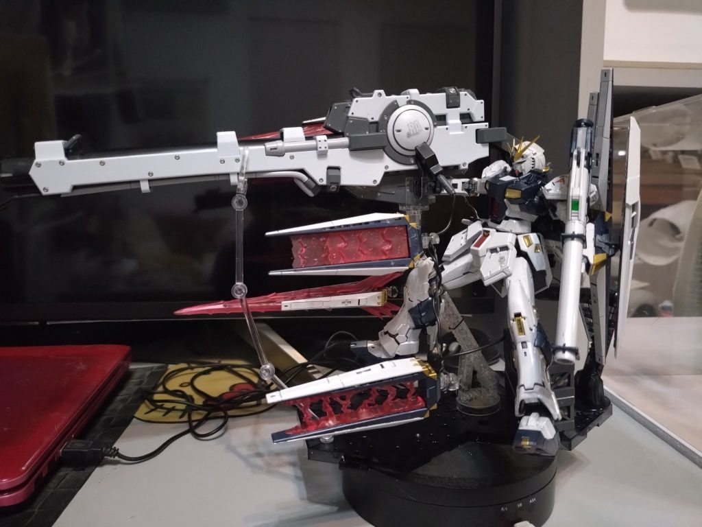 νガンダムとメガバズーカランチャー–4枚目/制作者：na-o