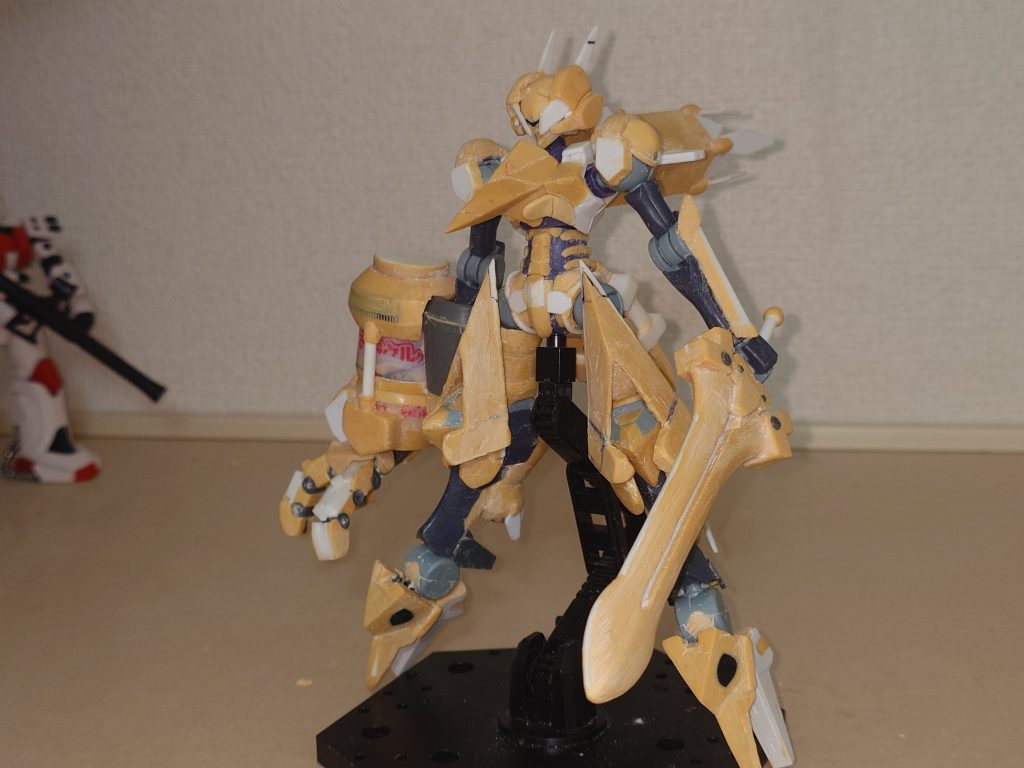 塗装前の最終状態。もはやほとんどパテの塊。