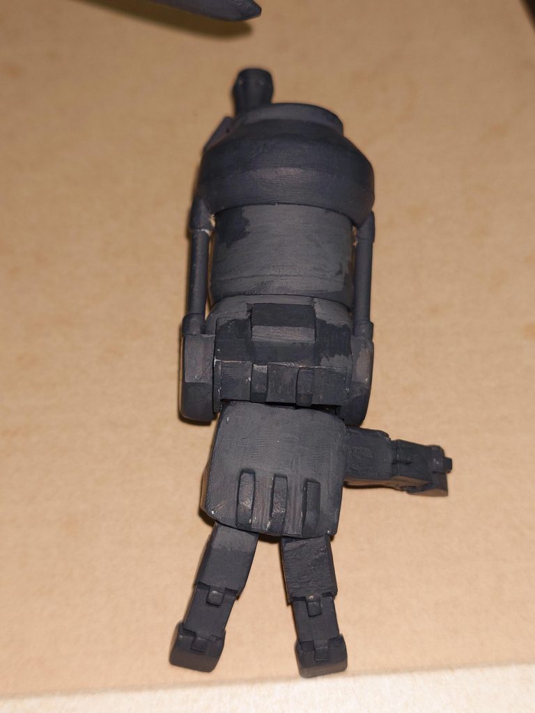 右腕単体ピルクル使ったりでゼロから作った。オリジナルより一回り大きかったり重すぎたりで失敗点だけど、不思議と気に入ってる