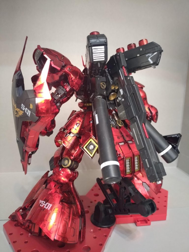 通常ライフルはネオジムでバックパックに付けてます