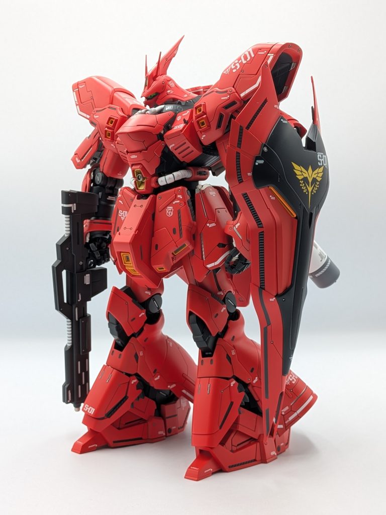 使用したカラーはピンクサフ→ローズブライトレッドブラックサフ→アルティメットブラックで、オレンジはエヴァイエローを使用しました