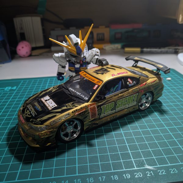 車に興味を持ったBB戦士