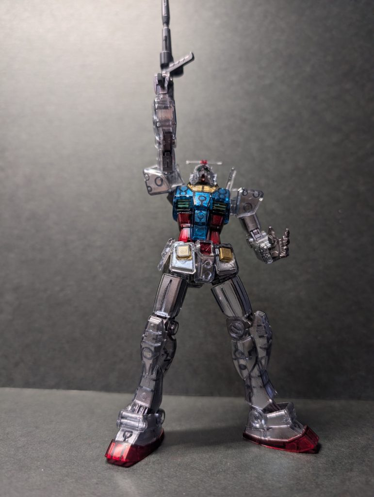 気が向いたらサクッと塗れるガンダムマーカーエアブラシは後片付けも楽で気楽に楽しむにはいい道具だと思います。