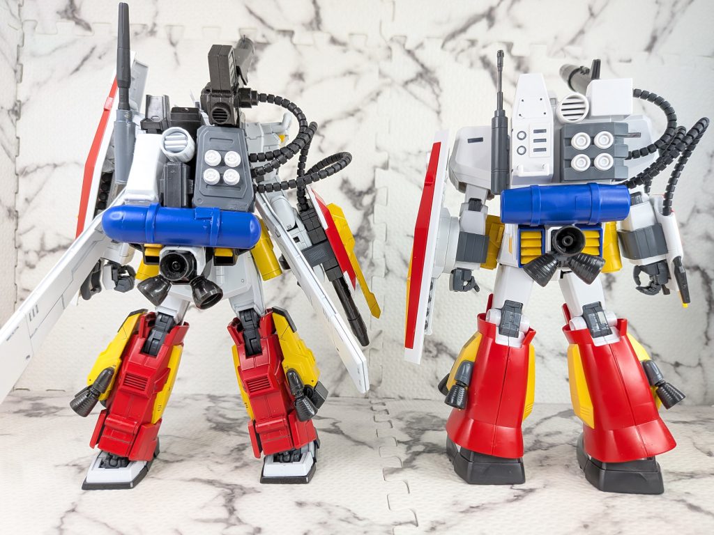 左ガンダムストームブリンガー右パーフェクトガンダム