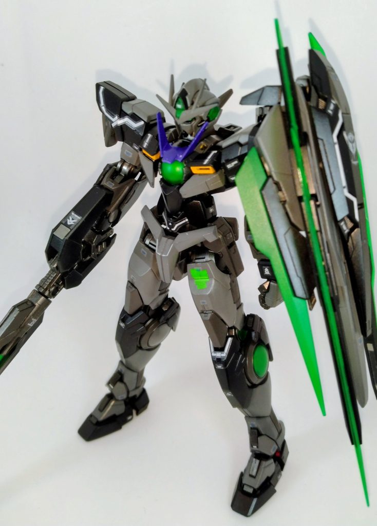 キットのリアリスティックデカールをそのまま使用しています。