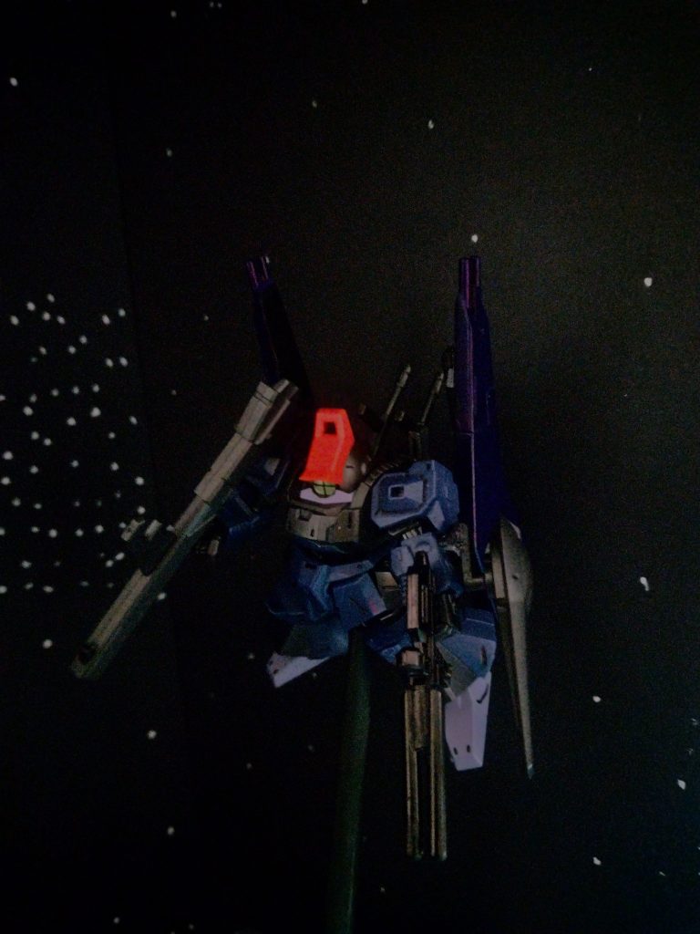 ゼダンの門での戦闘時、ジェリド中尉が乗るバイアランからファ・ユイリィが乗るメタスを救うが、直後に窮地に追い込まれる。&nbsp;