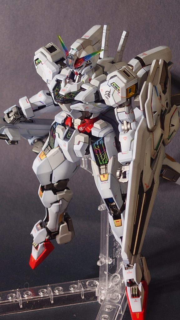 久しぶりでしたが、まぁ酷いw綺麗にヤスリがけは出来ないし、マスキングははみ出しまくり。