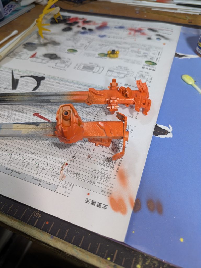 サイコフレームをオレンジで塗装して完成(⁠・⁠∀⁠・⁠)簡単♪