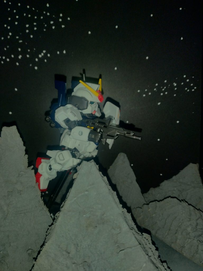 「出たのか、奴は。」「ライラ隊のモビルスーツ、あの人の部下か。」