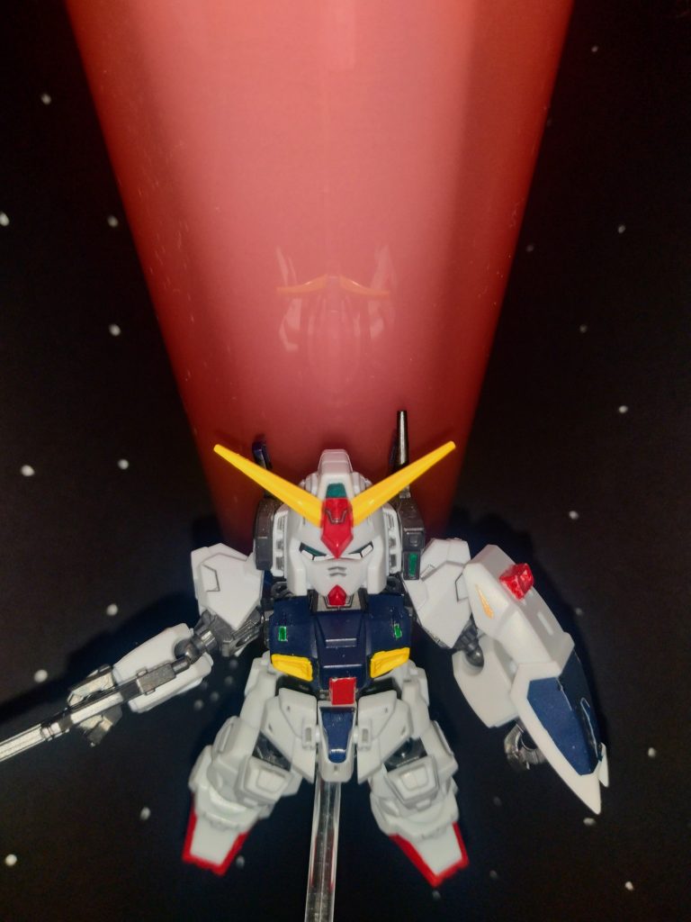 「仕掛けないと出て来ないのかい？ガンダムマークII。」「よぉし。」「正気か？カミーユ機、行きます！」『正面から来るぞ！』「こっちの発進中に撃つバカがいるか！」