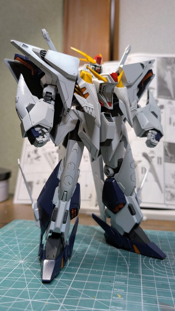 デカール前スミ入れは大型機なので黒一択似しちゃいました。