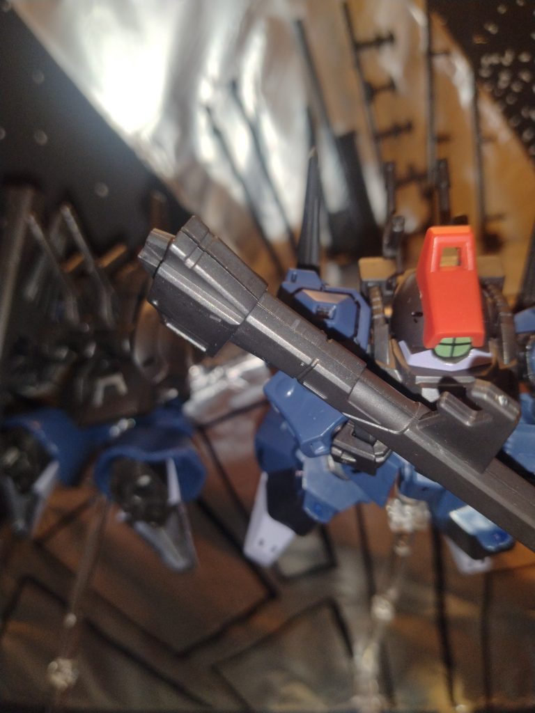 「マークⅡの開発は本当だったんだな！」「大尉と接触してくれ！！」「よし」