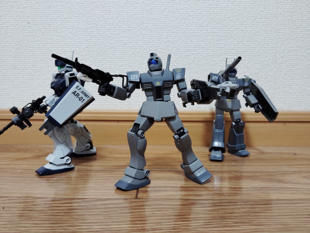 　最後までご覧いただき、ありがとうございました。　私は基本的にキリ番での投稿の際には、今回のように複数機体で作品を仕上げるようにしています。　最初にも言及しましたが、今回は私の「８０投稿目記念作品」兼「2026年最新作」兼「宇宙世紀コン」参加作品という、なんかもうありったけ詰め込んだ全部盛りみたいな状態です。　しかも、「制作中」で連載していた新型武装こと初期試作型ビームライフルの完成お披露目でもありますしね（笑）。　また、今回投稿した３機のジムについては、追加武装や制作途中の写真、エピソードなども含めて、また近いうちに個別投稿していきたいと思いますので、また是非ご覧になってください。　最後になりますが、本作品をご覧になっての感想などいただけますと幸いです。