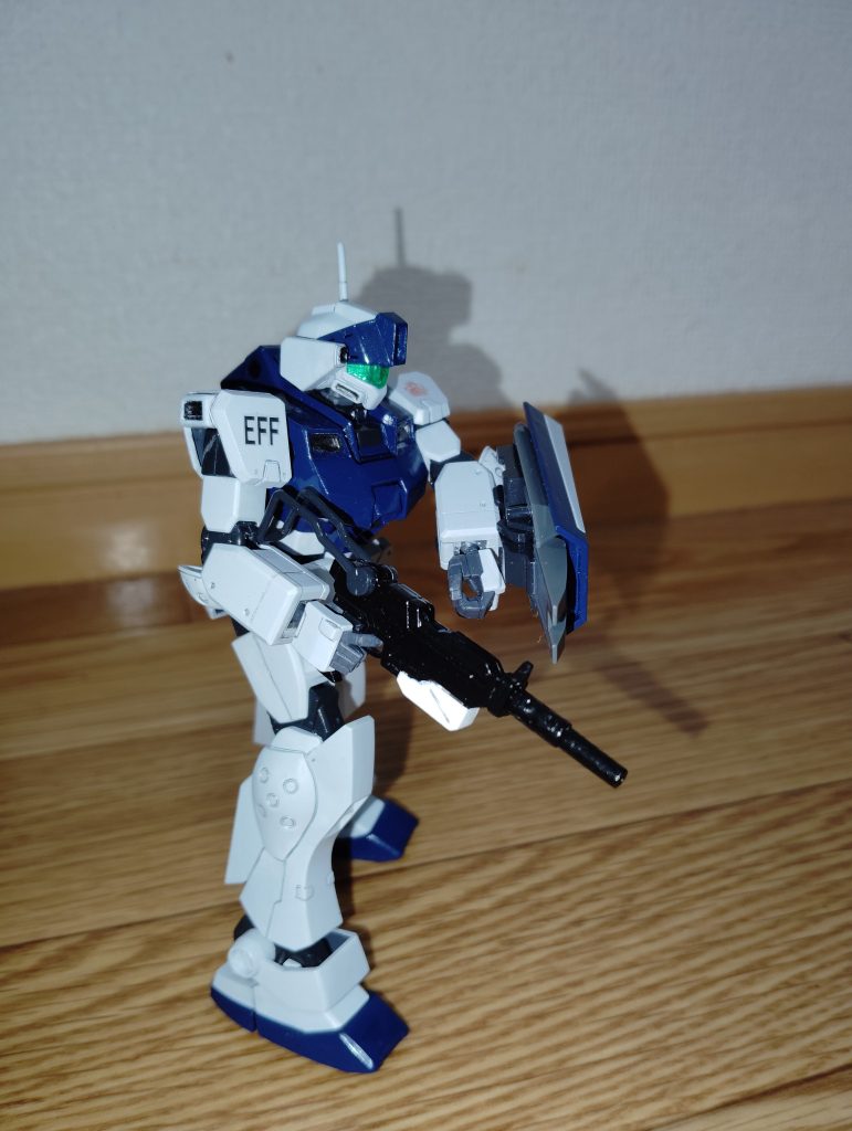 　100mmマシンガン装備です。　「戦場の絆」ではなかなか面白く使い勝手の良い武装だったのですが、アップデートで武装そのものがなくなってしまったのはショックでしたね（まぁその後、ゲーム自体がサービス終了してしまったのですが、その続編があのクソゲーとは・・・。　嘘だと言ってよバーニィ・・・）。