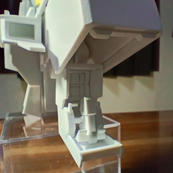 皆さんこんにちわ　(ゝω・)ゼータヘッド進捗です。コクピット周りと腹部を作り始めて、形になってきました。LED仕込みたくなってきたな～　どうしようかな～。(´Д｀)次回はサフ状態で投稿出来ればいいなと思います。お楽しみに～　(ゝω・)（7枚目）