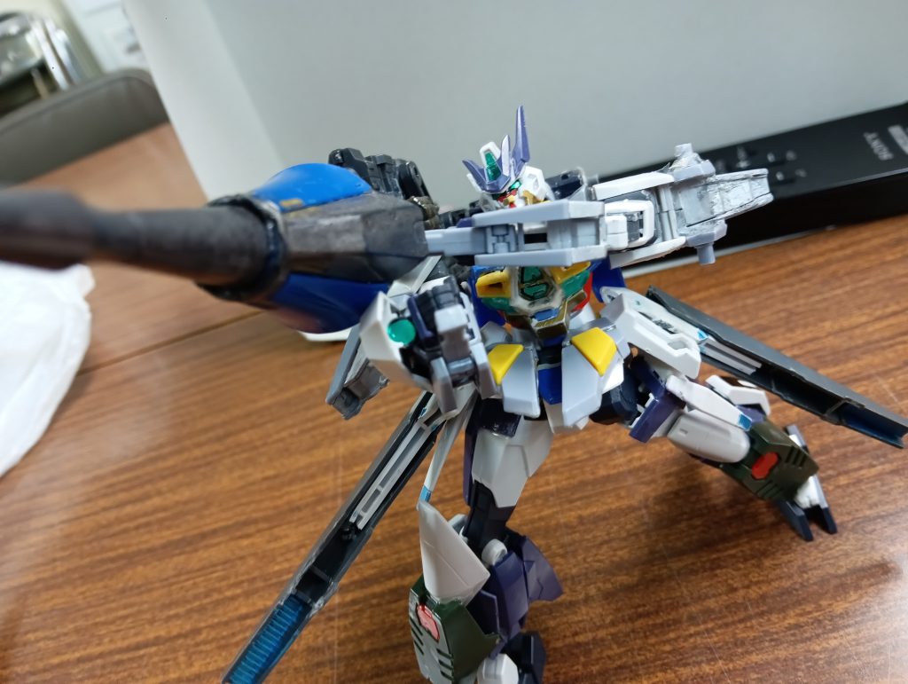 そして新武器であり禁句兵器のプラズマランチャー滅対モビルアーマー用に作った長距離高電圧徹甲弾