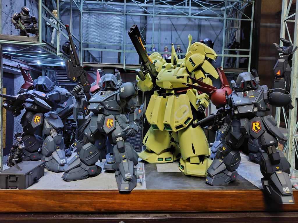 ネタに走ってPS(パプティマス)専用機。胸のサイズだけは同じぐらいでした。乗れる⋯